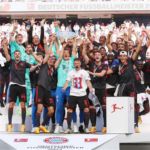 Bayern Munchen Lakukan selebrasi juara usai pastikan kemenangan dramatis dengan skor 2-1 atas FC Koln pada Sabtu (25/5/2023). (Foto: Instagram Fcbayern)