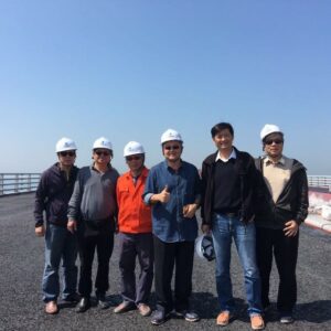 Ketika David Gouw Melakukan Visit pembuatan jembatan laut yang menghubungkan pulau Hong Kong, Macau dan Zhu Hai, China.