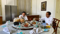 Presiden Joko Widodo dalam postingan Instagram Prabowo terlihat sedang makan bersama. (Dok: @Prabowo)