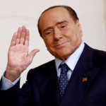 Silvio Berlusconi dikabarkan meninggal dunia pada Senin (12/6/2023).